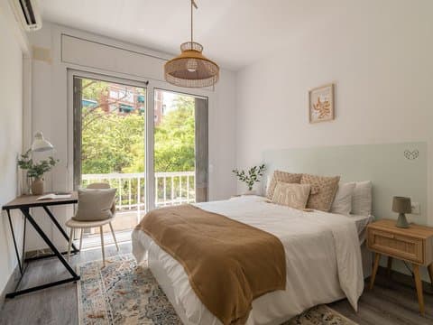 Piso adaptado para alquilar por habitaciones en Gràcia